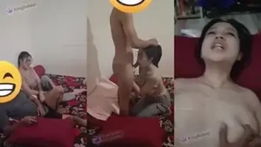 Gadis Cantik Pasrah Goyang Kasur Kamar Kost