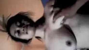Gadis Desa Cantik Pasrah Goyang Kasur