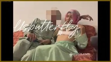 Rumah Pacar Hijab Sepi Lagi Motong Kurban Gas Aja Di Sofa
