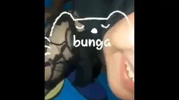 Ukhti Hijab Cantik Live Bersantai Kasur Kamar